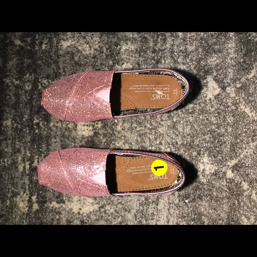 Sparkly toms shoes